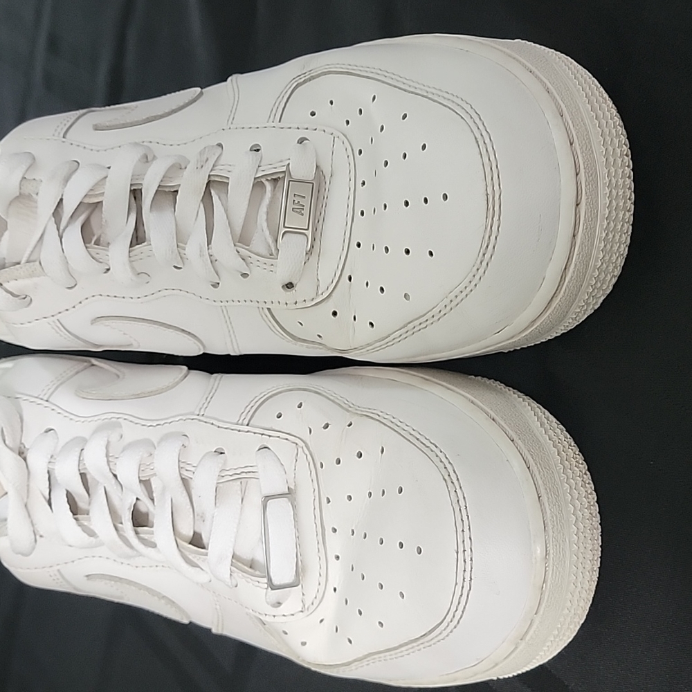 Nike Airforce 1 white sz 10  315122-111 low triple white